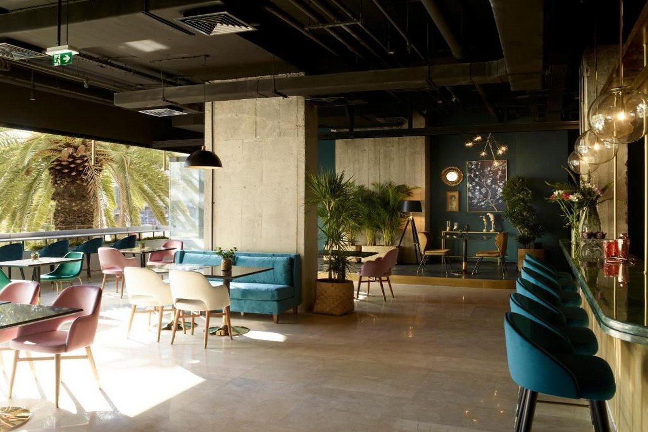 Skylark, Aluma Hotels & Resorts Атина Екстериор снимка