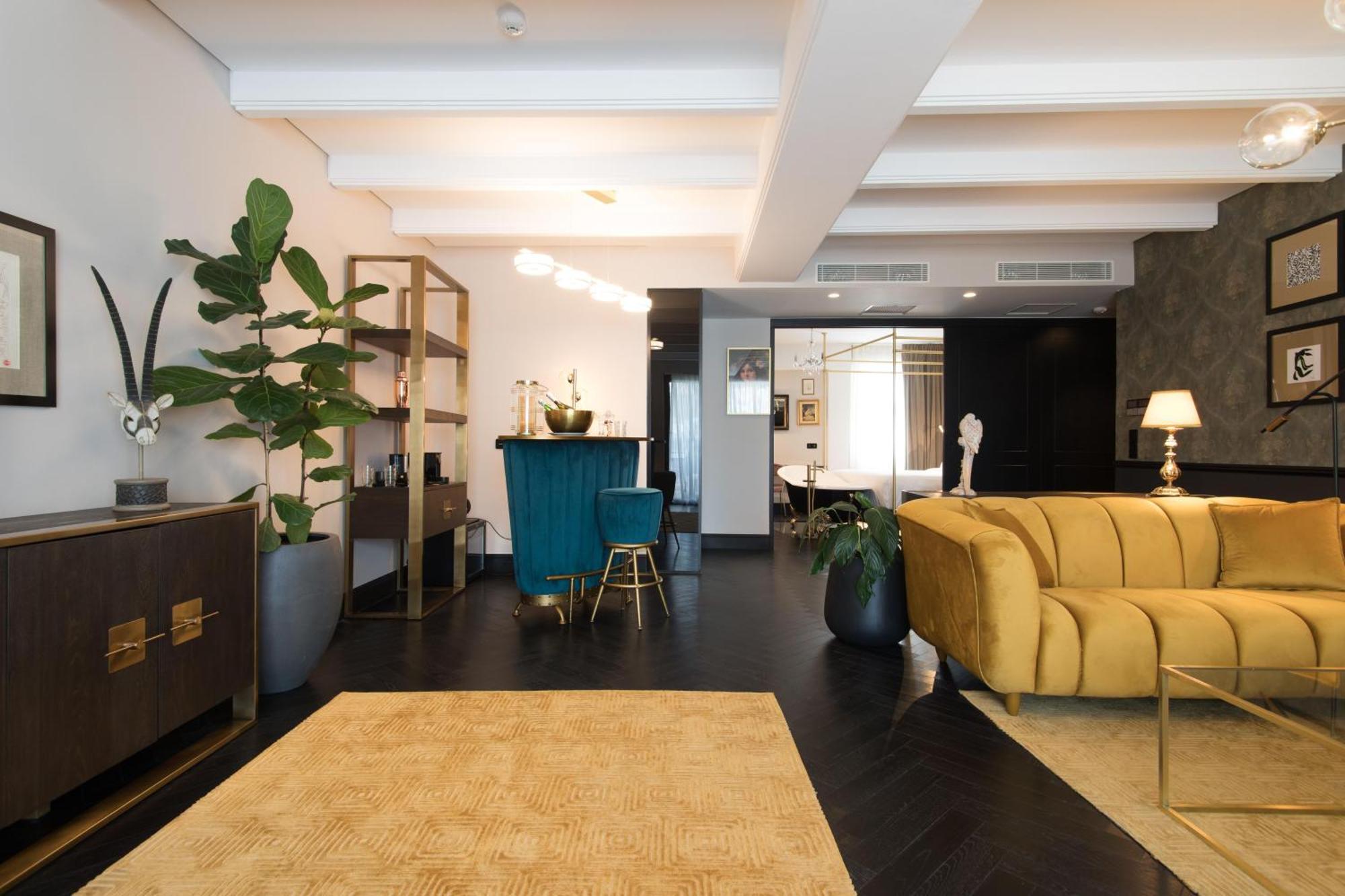 Skylark, Aluma Hotels & Resorts Атина Екстериор снимка