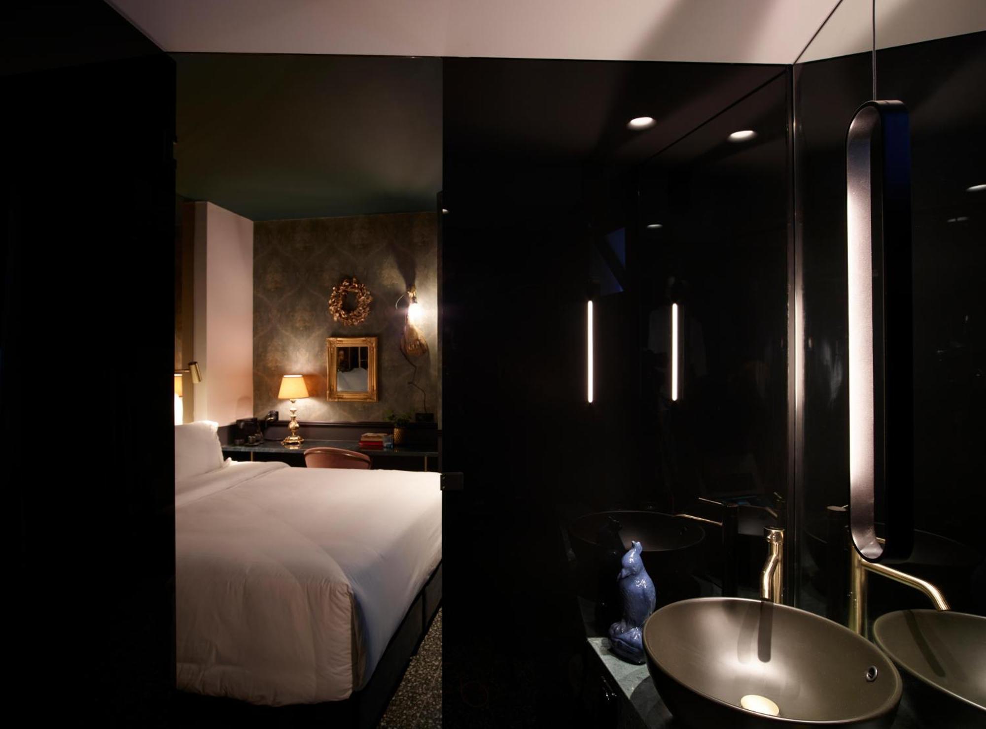 Skylark, Aluma Hotels & Resorts Атина Екстериор снимка