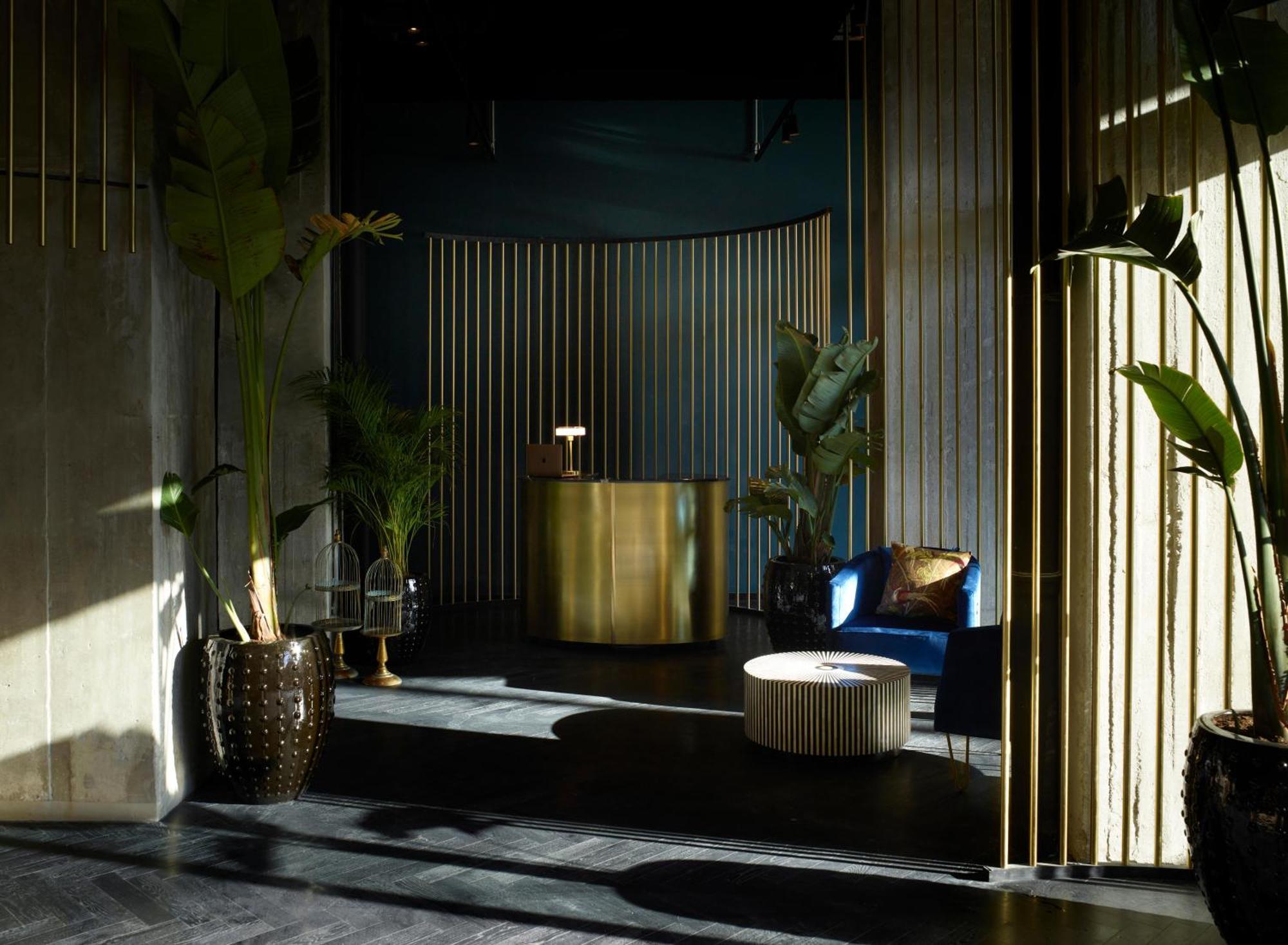 Skylark, Aluma Hotels & Resorts Атина Екстериор снимка