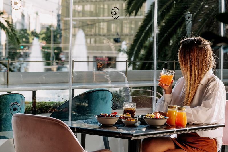 Skylark, Aluma Hotels & Resorts Атина Екстериор снимка
